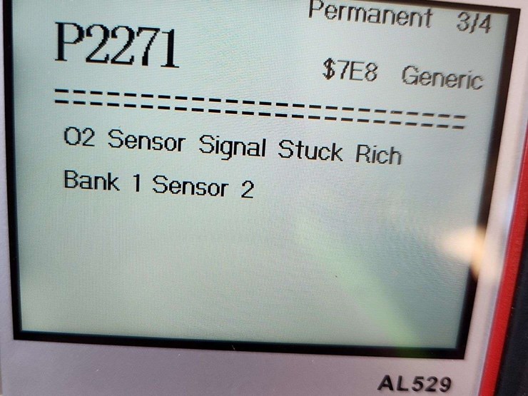 2015-chevrolet-silverado-2500hd-image-27