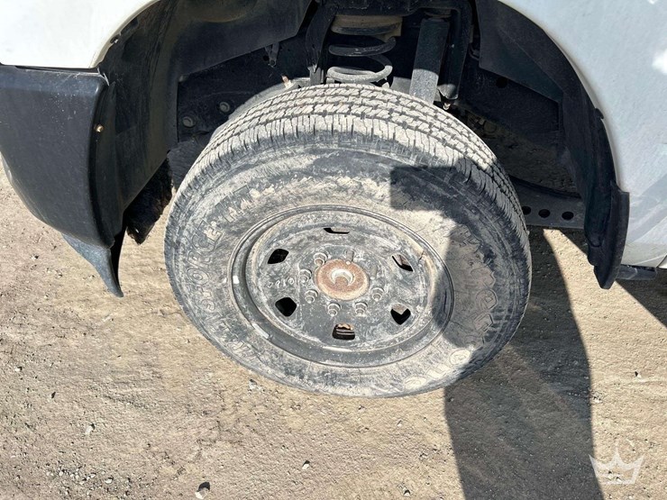 2019-dodge-2500-image-27