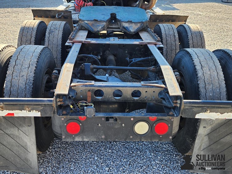 2010-international-prostar-image-9