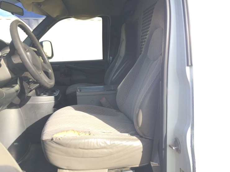 2005-chevrolet-2500-image-9