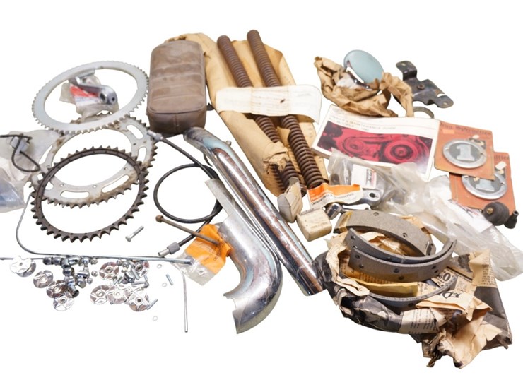 harley-davidson-miscellaneous-parts-lot-image-1