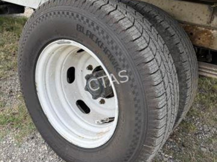 2005-dodge-3500-image-14