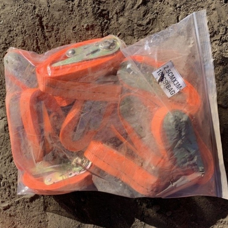 (10) Unused 1in Ratchet Straps.