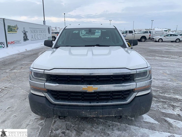 2018-chevrolet-silverado-1500-image-5
