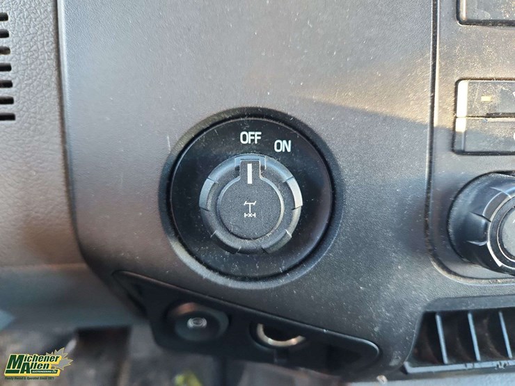 2015-ford-f350-image-22