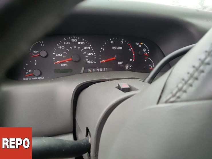 2002-ford-f350-image-15