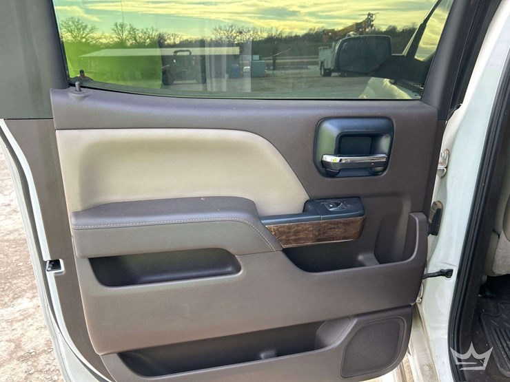 2014-chevrolet-silverado-1500-image-17