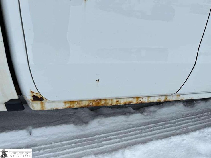 2016-chevrolet-silverado-1500-image-21