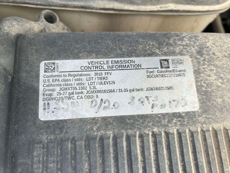 2018-chevrolet-silverado-1500-image-10