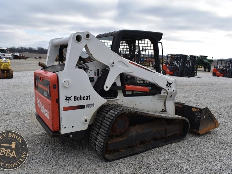 2016-bobcat-t650-image-12