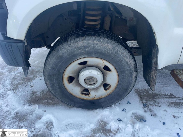 2009-ford-f250-image-19