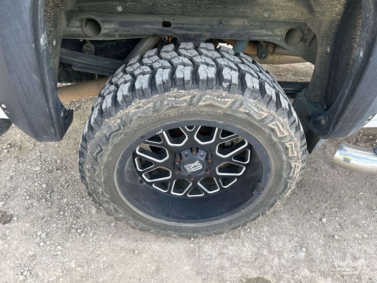 2014-chevrolet-silverado-1500-image-22