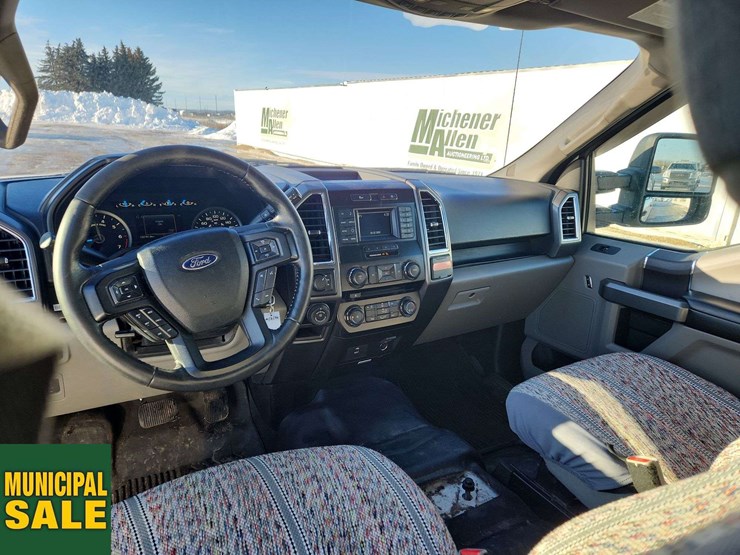 2016-ford-f150-image-22