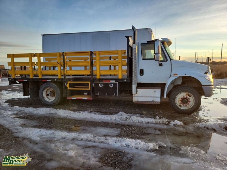 2015-international-durastar-4300-image-5