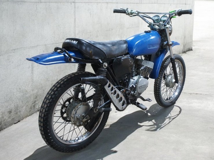 1972-suzuki-ts125-motorcycle-image-3