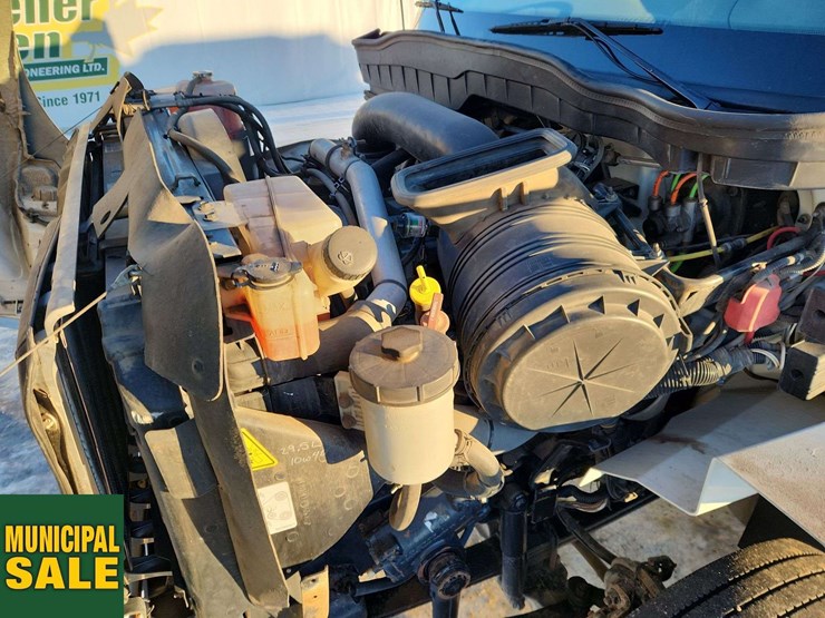 2011-international-workstar-7400-image-28