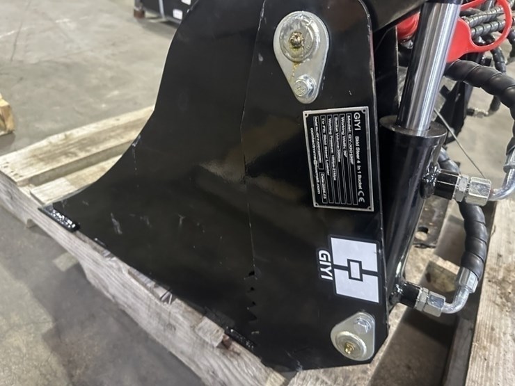 2025-giyi-gy-xkh39-39"-4-in-1-bucket-image-5