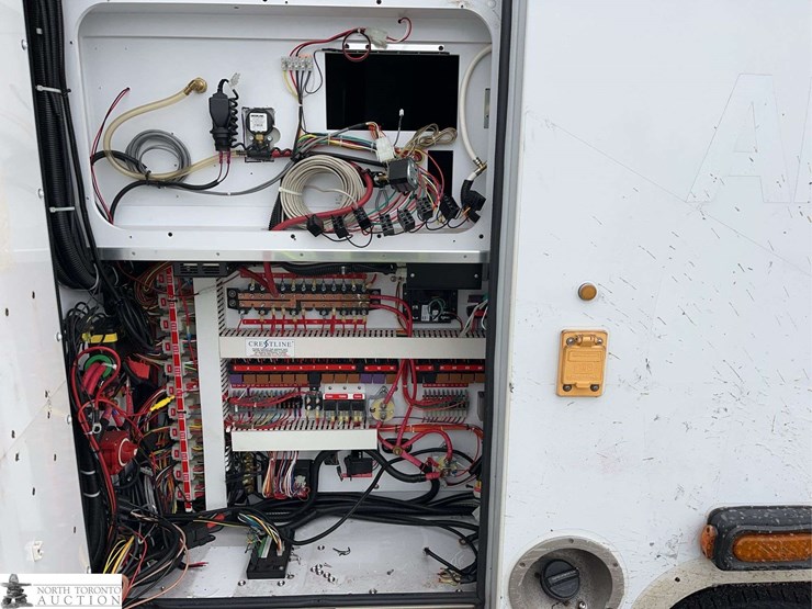 2016-chevrolet-express-g3500-image-27