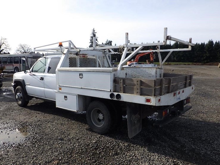 2005-chevrolet-3500-image-5