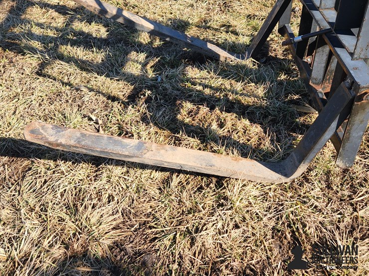 woods-dual-4'-fork-attachment-image-9