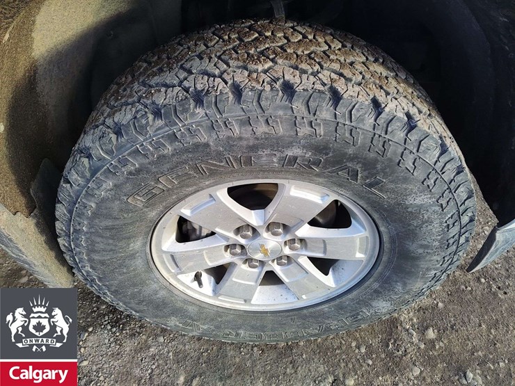 2017-chevrolet-colorado-image-13