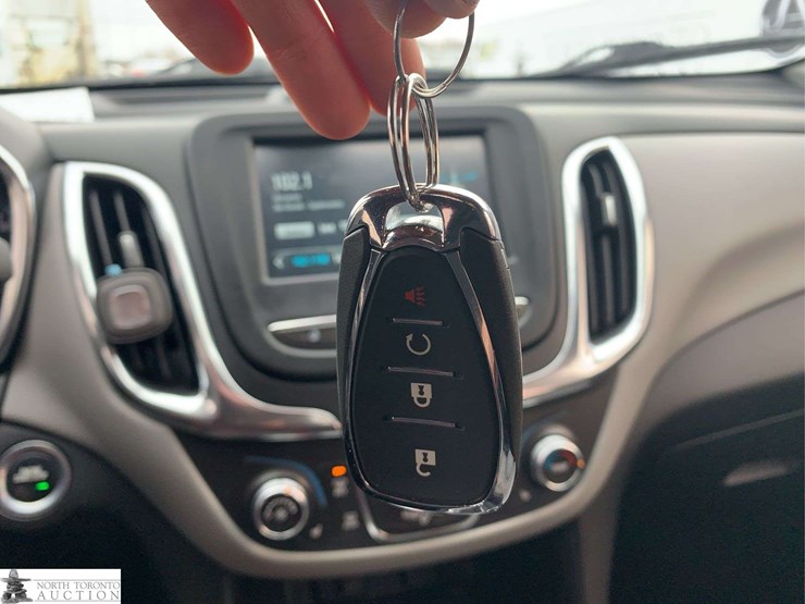 2018-chevrolet-equinox-image-23