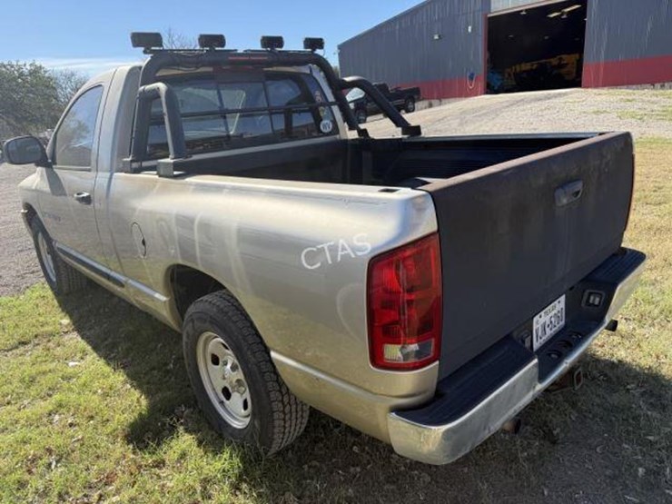 2005-dodge-ram-1500-image-14