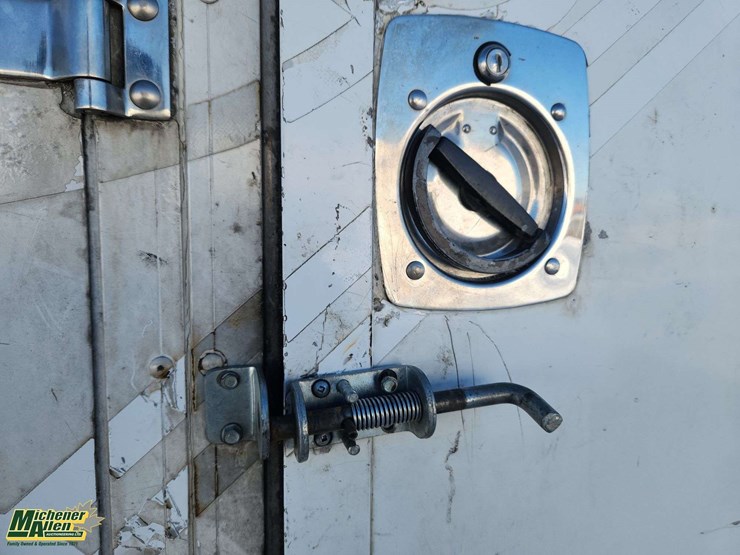 2015-ford-f350-image-38