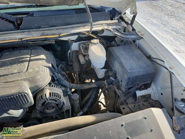 2013-gmc-sierra-2500hd-image-17