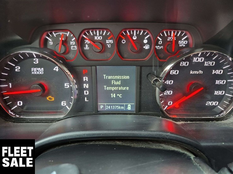 2018-chevrolet-silverado-1500-image-16