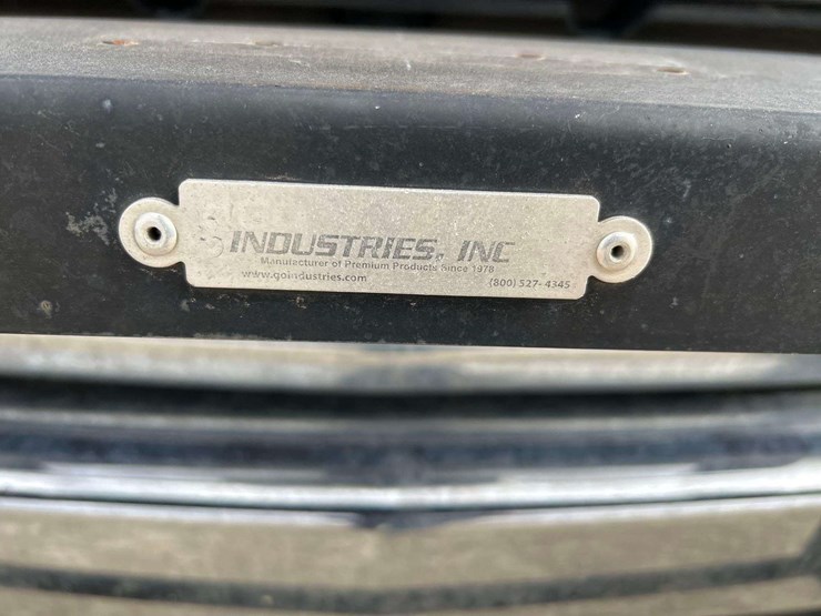 2018-chevrolet-silverado-1500-image-24