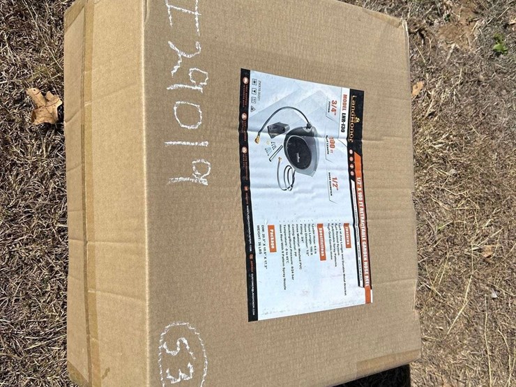 retractable-garden-hose-reel-image-2