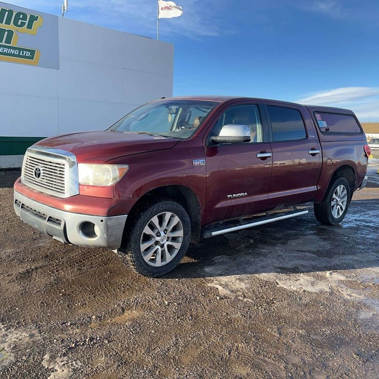 2010 TOYOTA TUNDRA