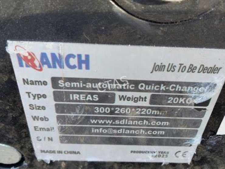 #43-•-mini-excavator-quick-attach-image-4