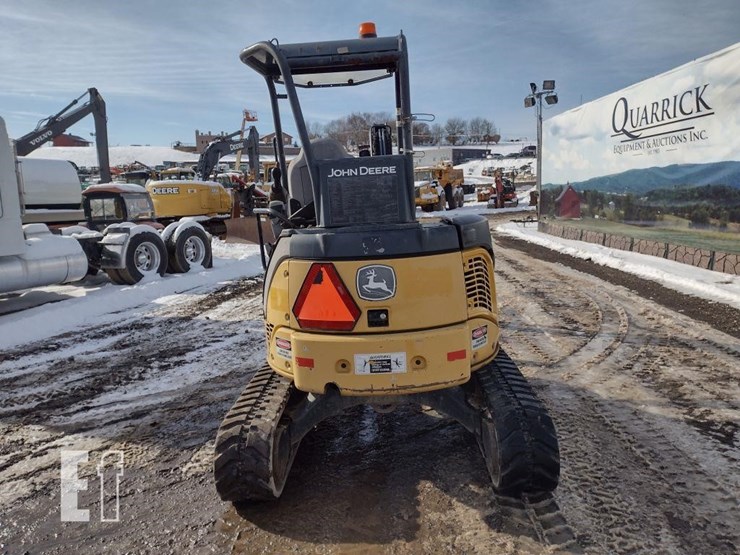 2013-deere-35d-image-4