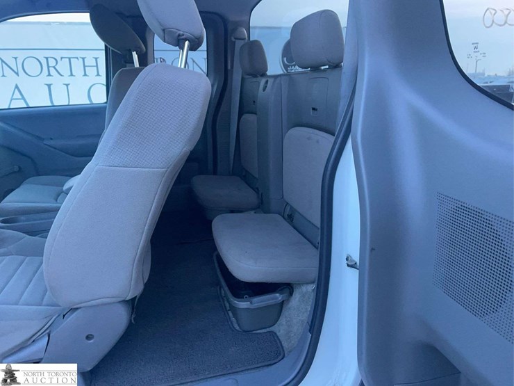 2017-nissan-frontier-image-31