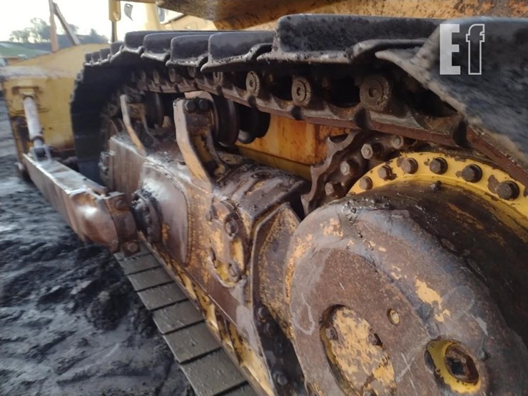 2004-komatsu-d65ex-15-image-22