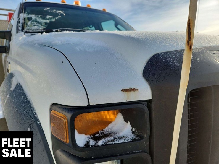 2009-ford-f550-image-45