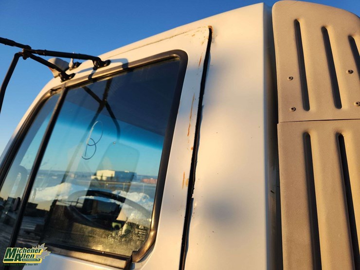 2004-hino-fb1817-image-29