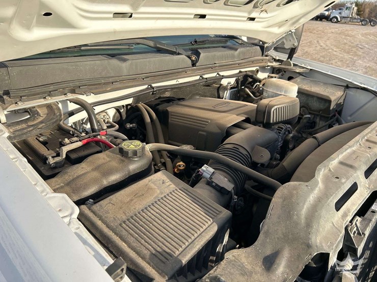 2013-chevrolet-silverado-1500-image-9