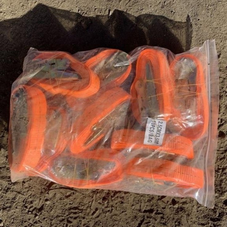 (10) Unused 1in Ratchet Straps.