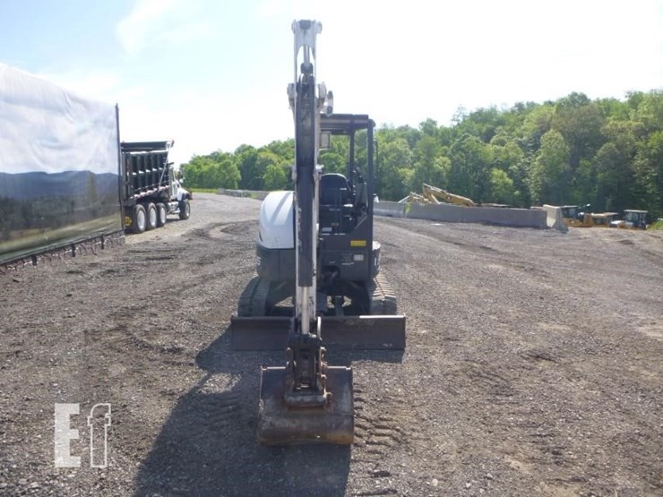 2019-bobcat-e35-image-2