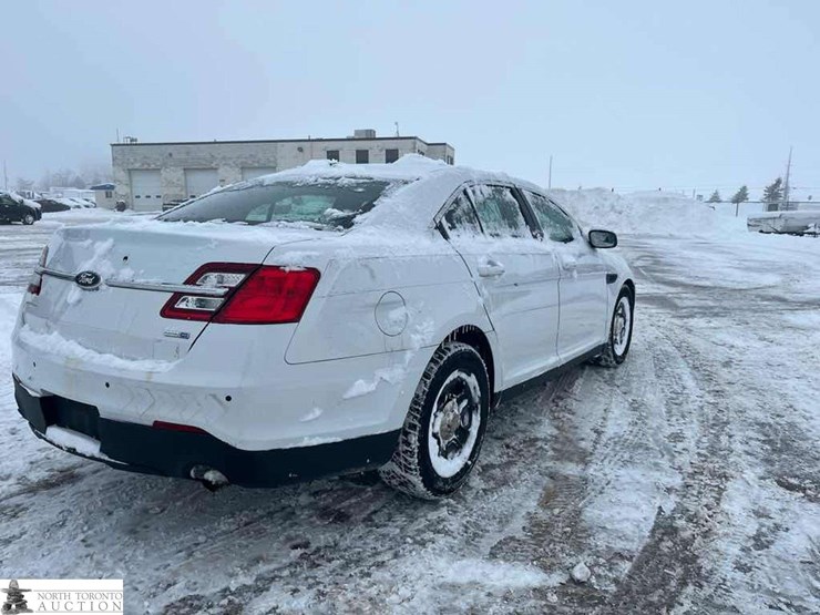 2013-ford-taurus-police-inte-image-4