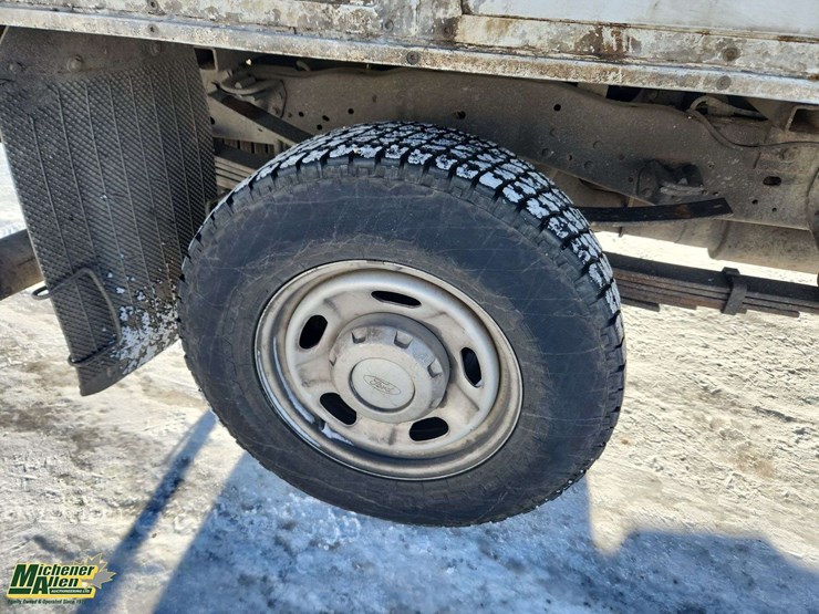 2015-ford-f350-image-12