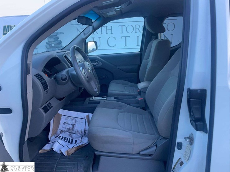 2017-nissan-frontier-image-13