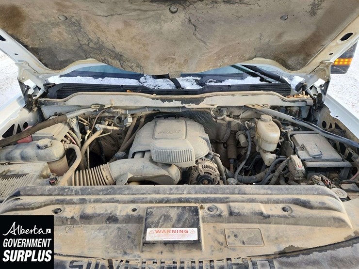 2016-chevrolet-silverado-2500hd-image-27