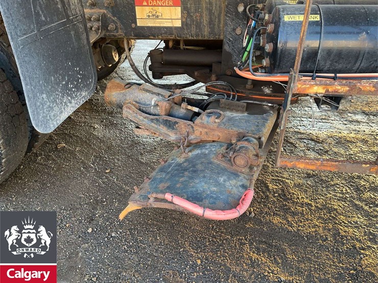 2019-international-workstar-7400-image-21