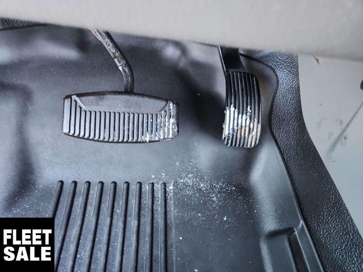 2022-ford-f250-image-23