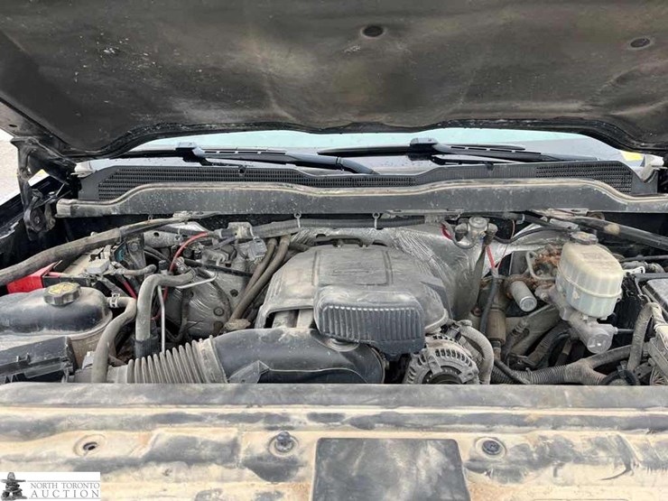 2015-chevrolet-k2500-image-8