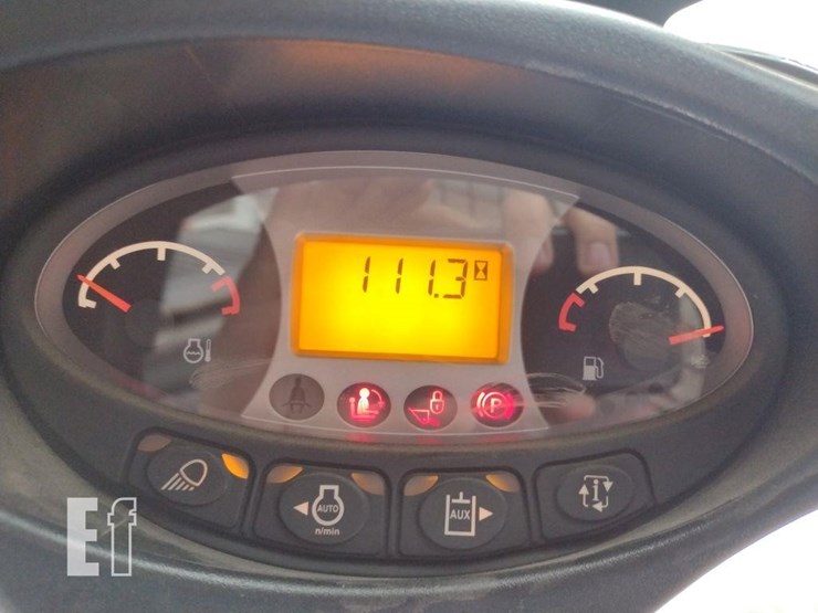 2022-bobcat-t595-image-6